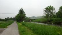 Wanderroute zuerst fr alle Wanderer entlang des Michelbach bis zur Brcke 
