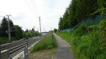  Blick auf die Wanderstrecke entlang der Westbahn 