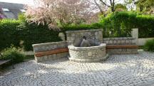  schner Brunnen in Reith 