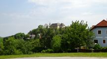  Fernblick zum Schloss Albrechtsberg 