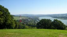 schner Fernblicklick ins Donautal zur Pfarrkirche Lehen