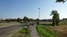 Blick auf die Wanderstrecke bei der Gllersbachbrcke der L1131 