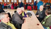  Blick zur Langenloiser Wandergruppe 