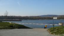  Blick zur Donau 