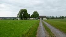 Blick auf die Wanderstrecke zum Friedhof 