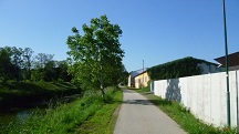  Blick auf die Wanderstrecke entlang des Michelbachs 