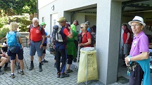  Wanderer und Marathonis bei der K+L in Hinterholz 