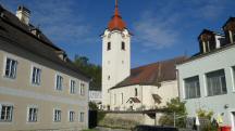 Blick zur Katholischen Pfarrkirche hl. Michael in Kirchbach