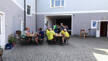 Wanderer bei der 1. K+L in Mechters beim FF-Haus 