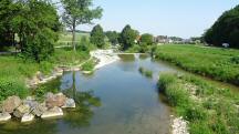  Blick von der Br�cke auf den Michelbach flussabw�rts 