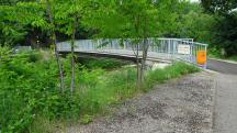  Blick zum Steg �ber den Michelbach 