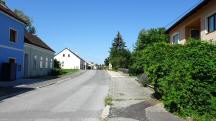  Blick auf die Wanderstrecke entlang der Derschstra�e 