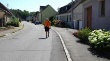  Blick auf die Wanderstrecke entlang der Derschstra�e 