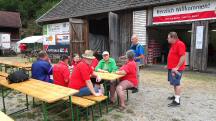  Gut bekannte Wanderer vor dem Start 