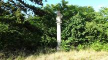  Blick zur Figurele S�ule des Hl. Donatus 