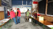  Wanderer beim Start 