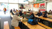  Wanderer im Zielraum 