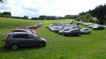  Blick zum Parkplatz 