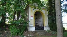  Blick zur Bergkapelle 